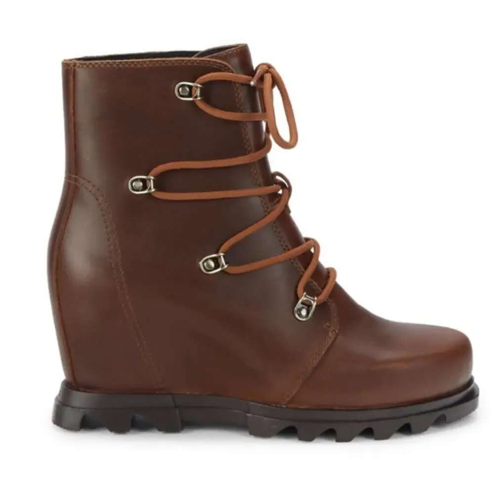 Sorel Joan Of‎ Artic Waterproof Wedge III Booties In Hazelnut Size 8